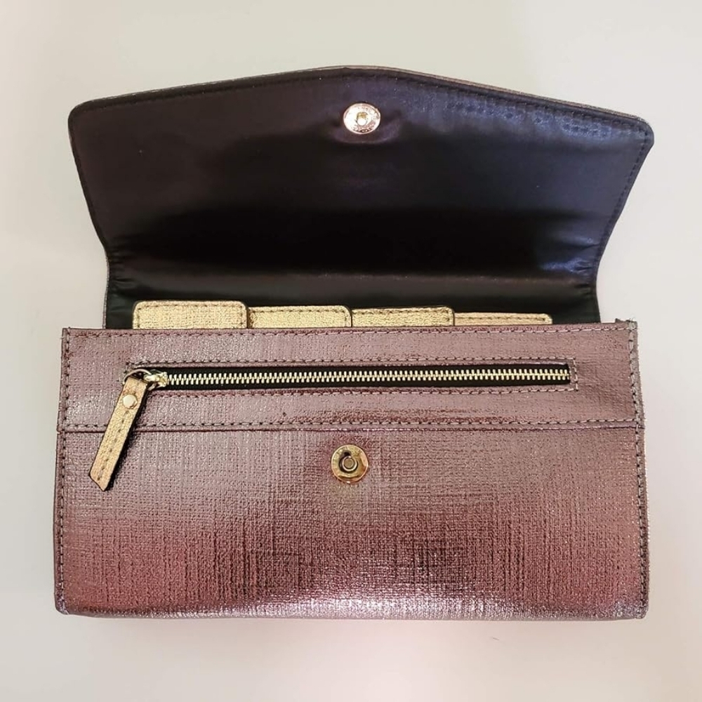 Neiman Marcus  Clutch Wallet 🔥 - Picture 2 of 5